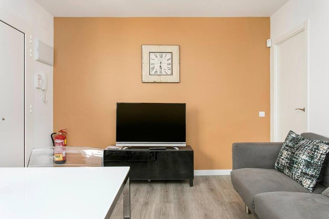 Apartament Cozy&New With Terrace L’Hospitalet de Llobregat Zewnętrze zdjęcie