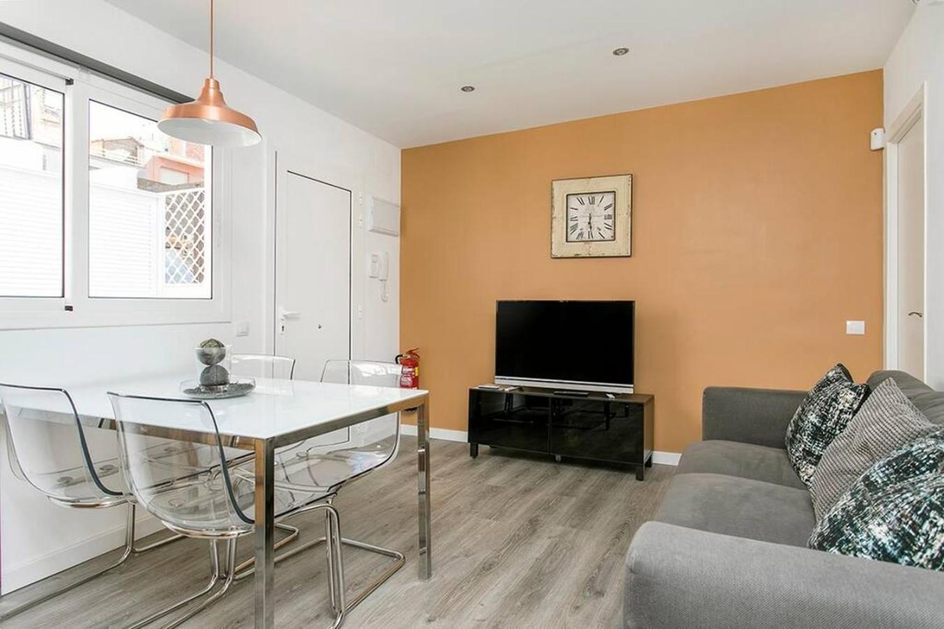 Apartament Cozy&New With Terrace L’Hospitalet de Llobregat Zewnętrze zdjęcie